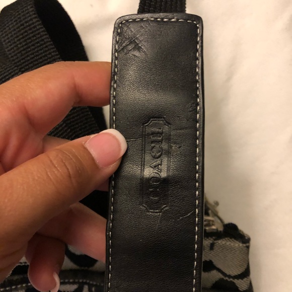 Coach Crossbody - Picture 5 of 6